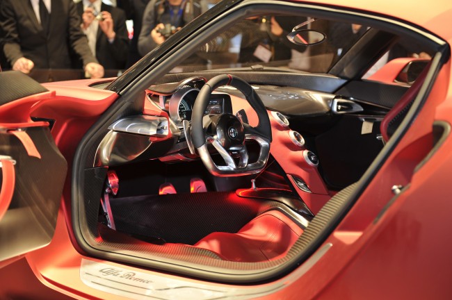 Alfa Romeo 4C: 8 фото