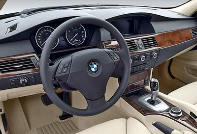 BMW 523i: 4 фото