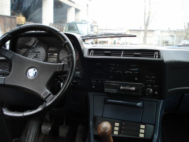 BMW 728: 8 фото