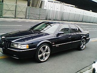 Cadillac Seville STS: 3 фото