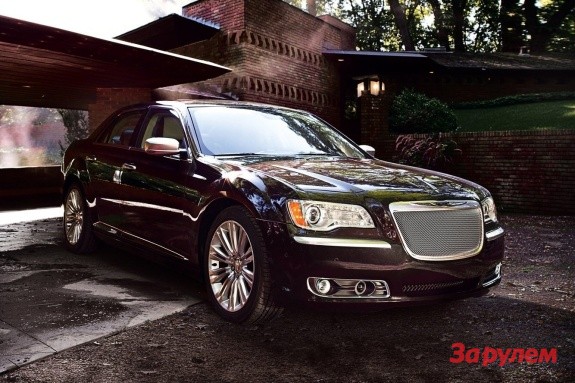 Chrysler 300: 9 фото