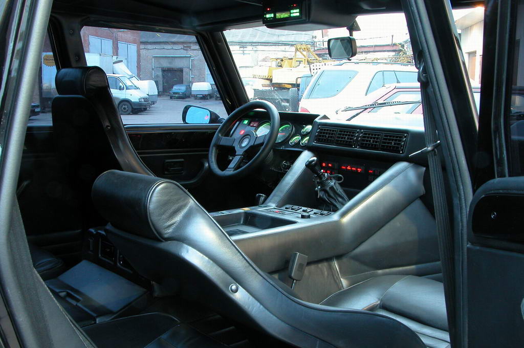 Lamborghini LM-004