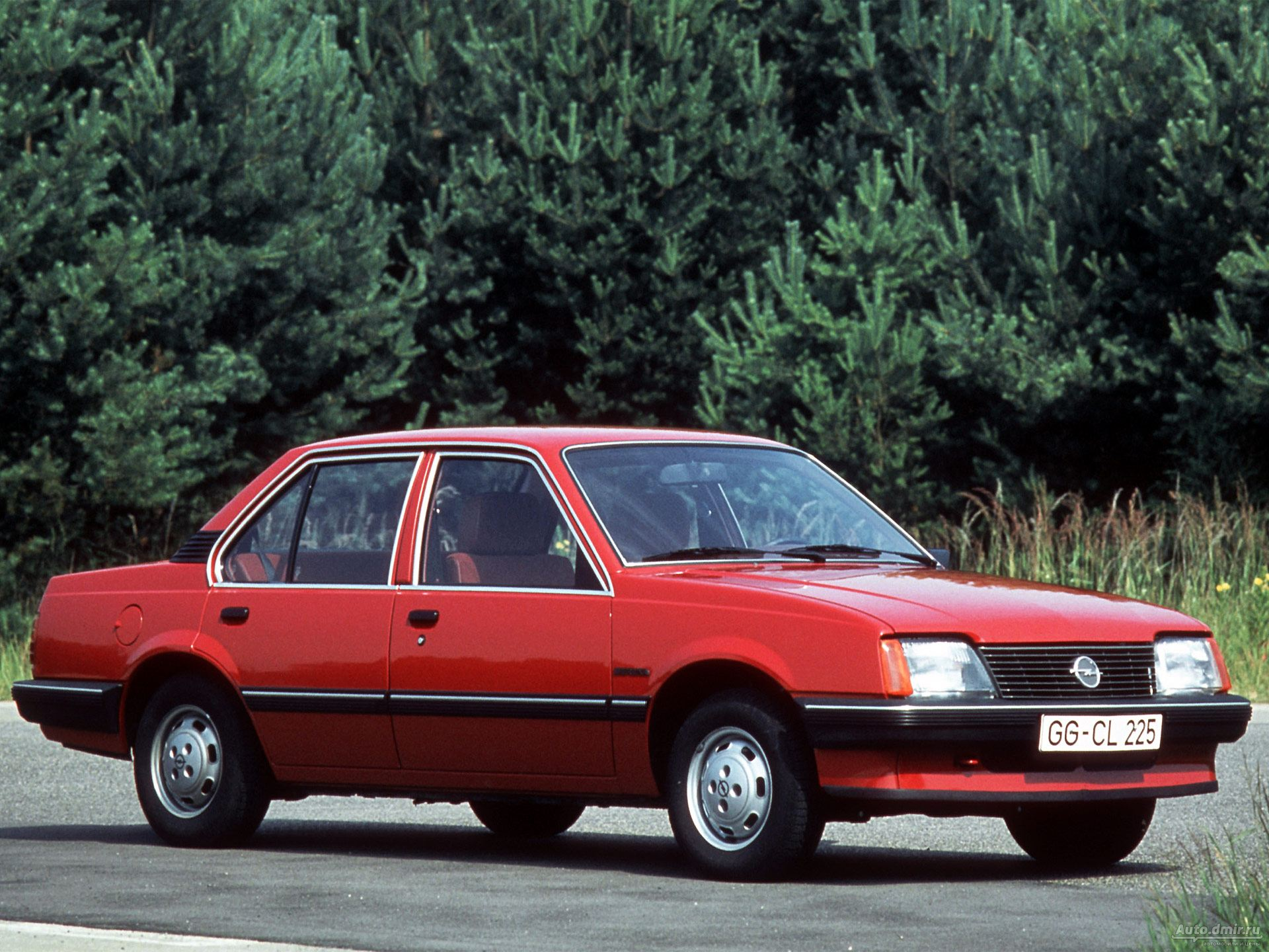 Opel Ascona: 3 фото