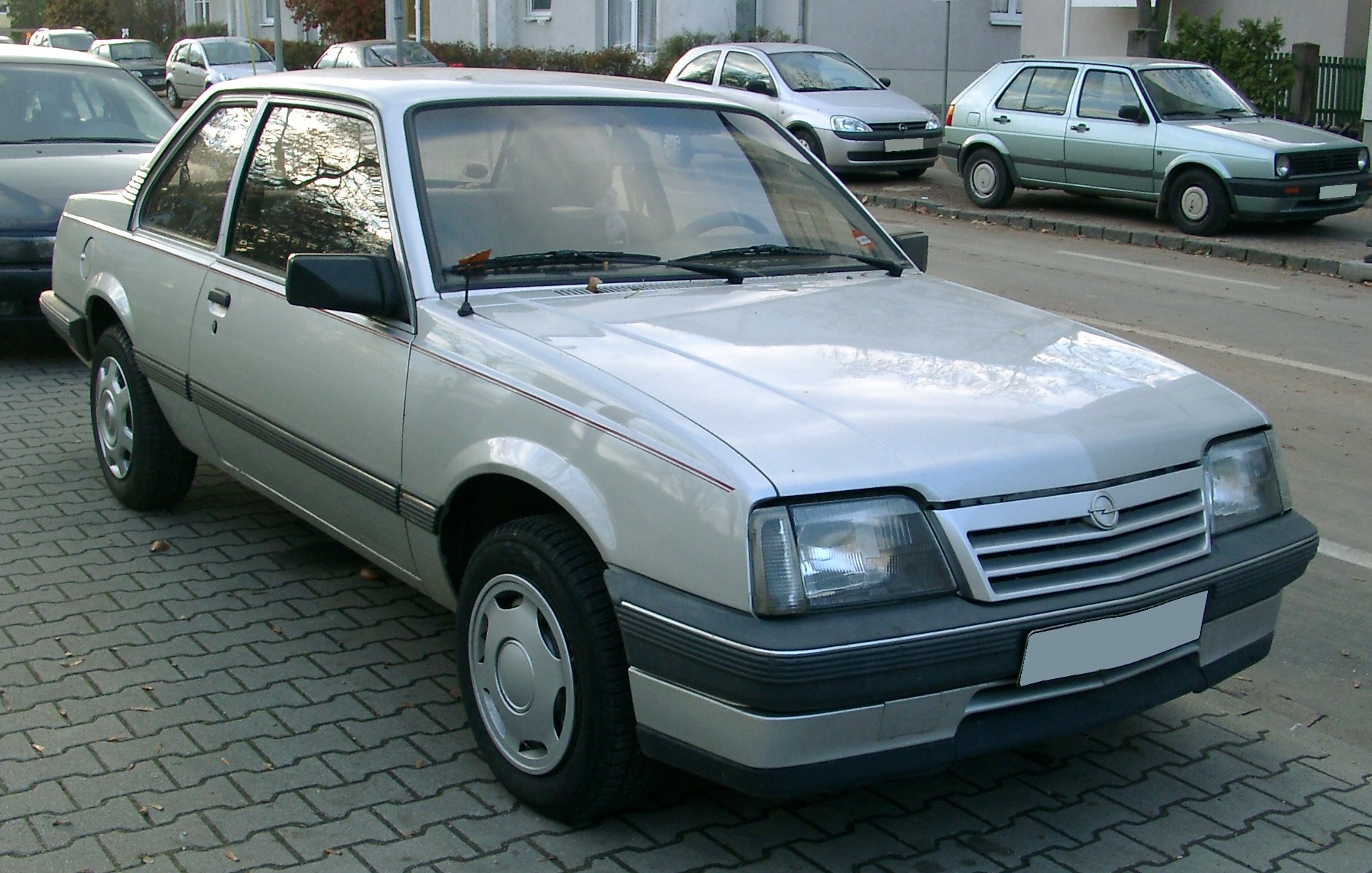 Opel Ascona: 10 фото