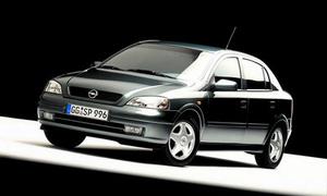 Opel Astra Classic: 9 фото