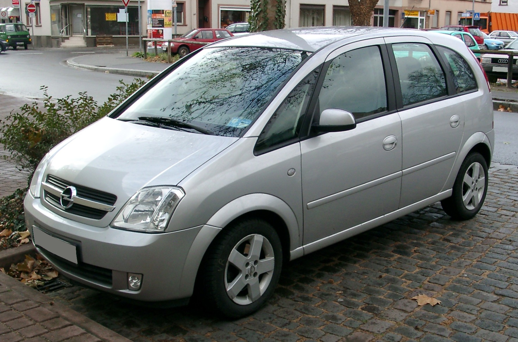 Opel Meriva: 7 фото