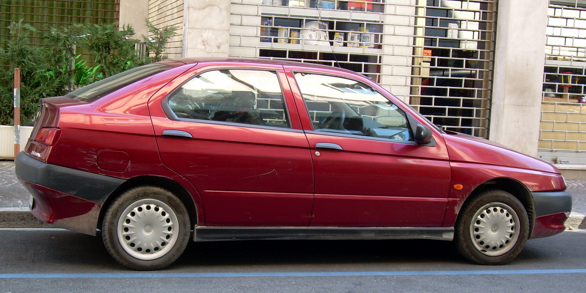 Alfa Romeo 146: 05 фото