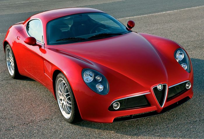 Alfa Romeo 8C Competizione: 04 фото