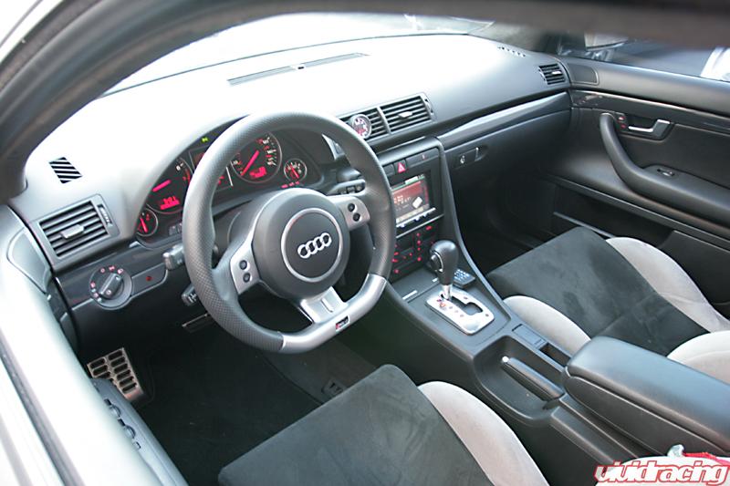 Audi A4 B6: 6 фото