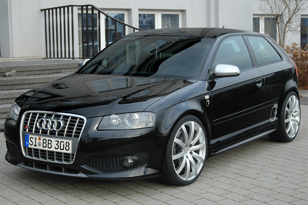 Audi S3: 4 фото