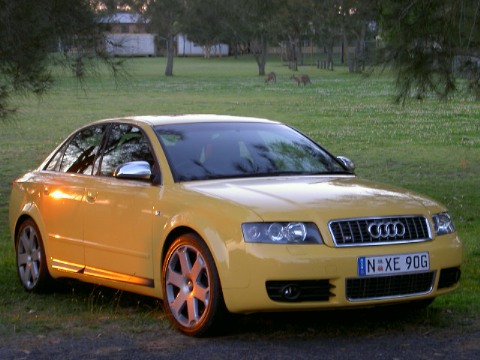 Audi S4: 05 фото