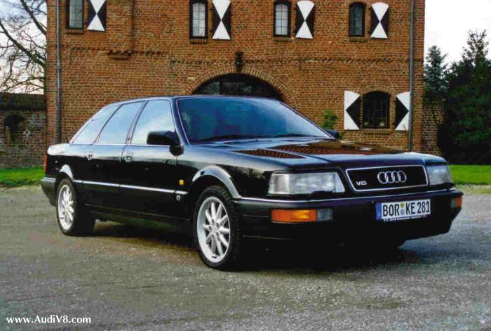 Audi V8: 03 фото
