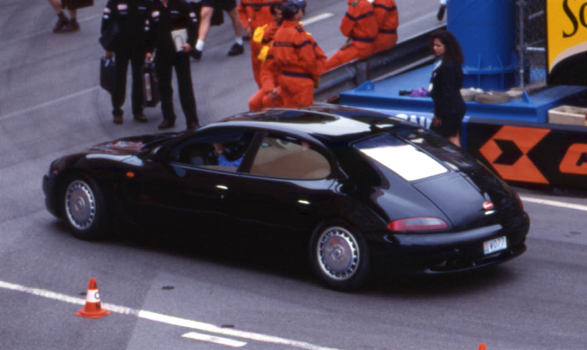 Bugatti EB 112: 6 фото