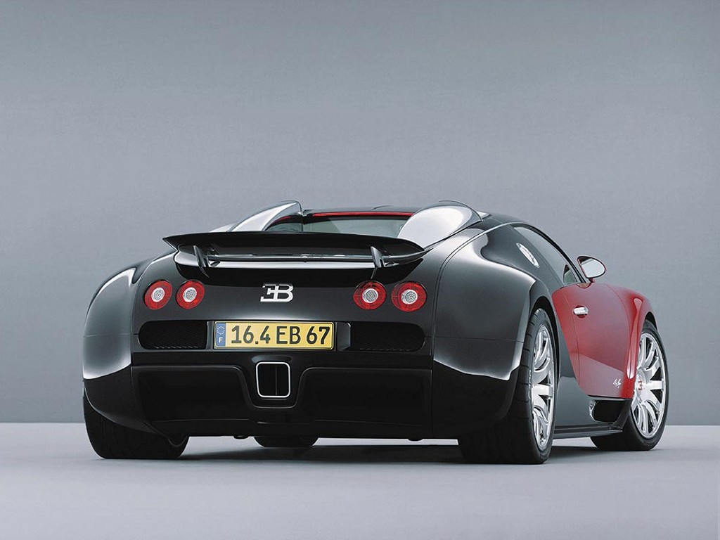 Bugatti Veyron: 11 фото