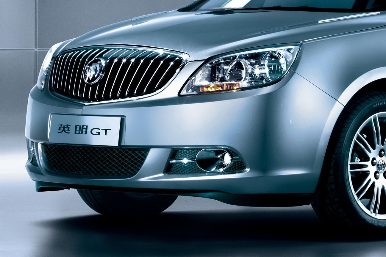 Buick Excelle: 10 фото