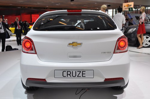 Chevrolet Cruze Hatchback: 03 фото