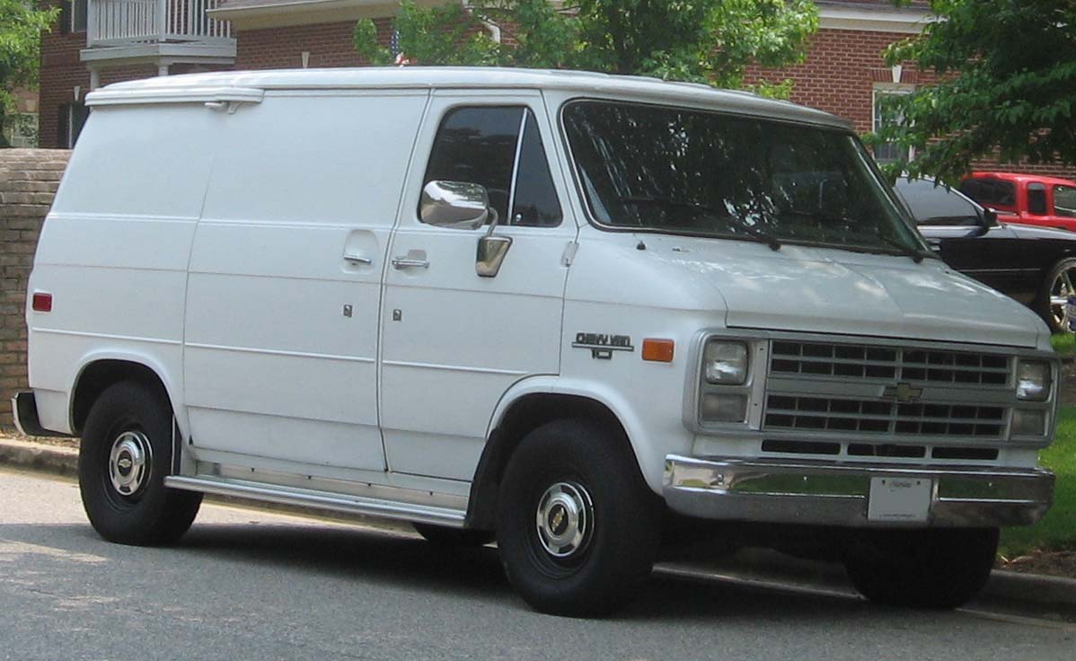 Chevrolet Van: 12 фото