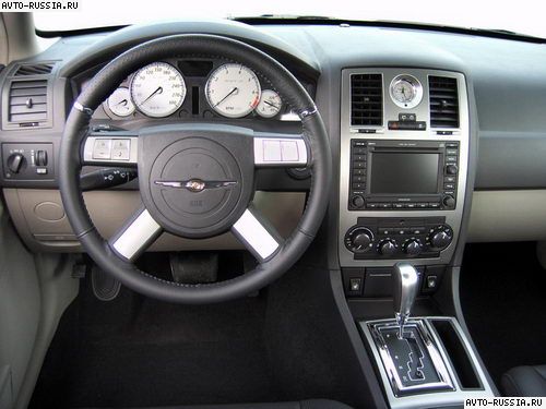 Chrysler 300C Touring: 05 фото