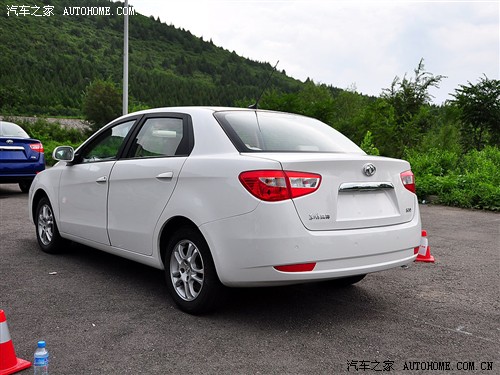 Dongfeng S30: 03 фото