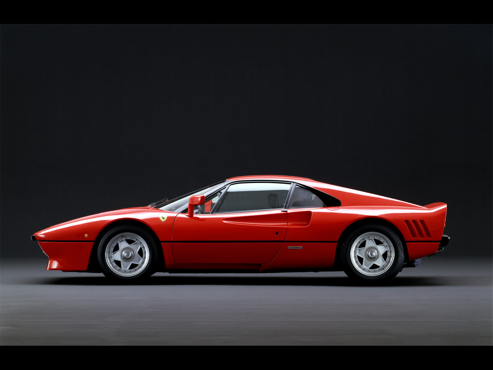 Ferrari 288 GTO: 8 фото
