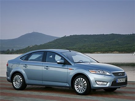 Ford Mondeo Hatchback: 6 фото