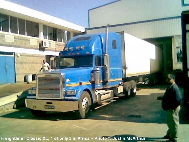 Freightliner Classic: 13 фото