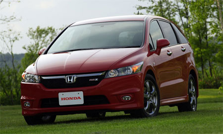 Honda Stream: 10 фото