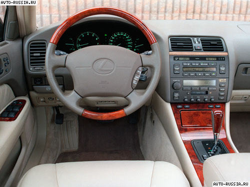 Lexus LS II: 10 фото