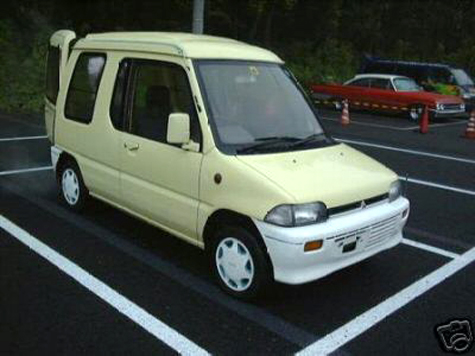 Mitsubishi Toppo: 11 фото