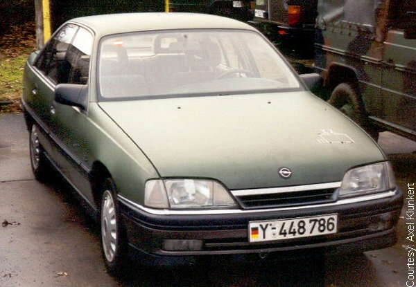 Opel Omega A: 09 фото
