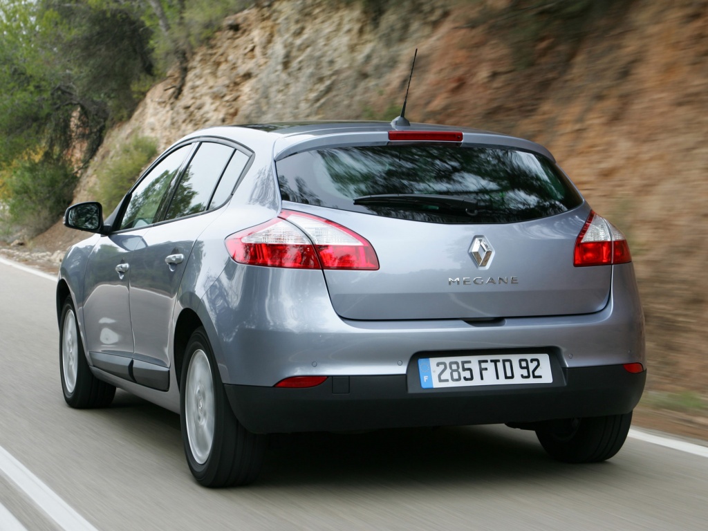 Renault Megane Hatchback: 3 фото