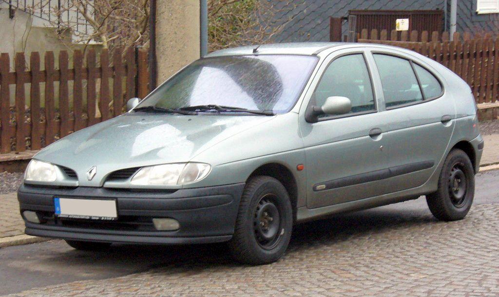 Renault Megane I: 9 фото