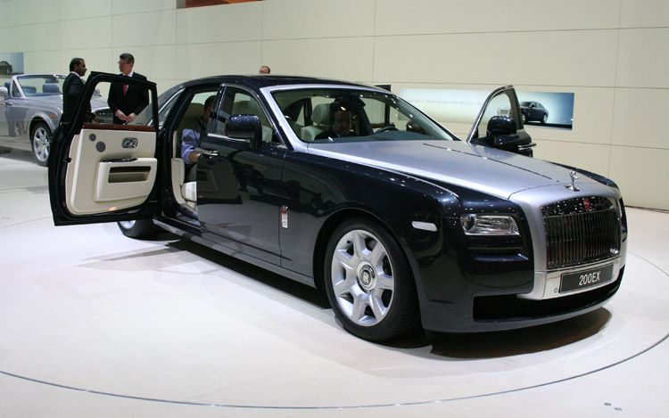 Rolls Royce Ghost: 3 фото