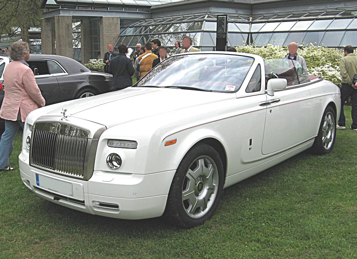 Rolls-Royce Phantom Drophead Coupe: 3 фото