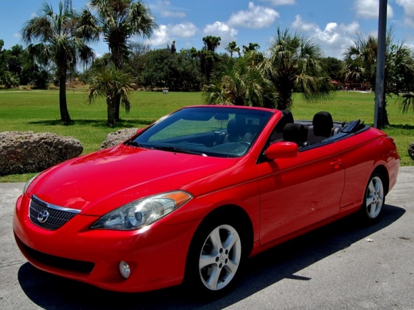 Toyota Camry convertible: 10 фото