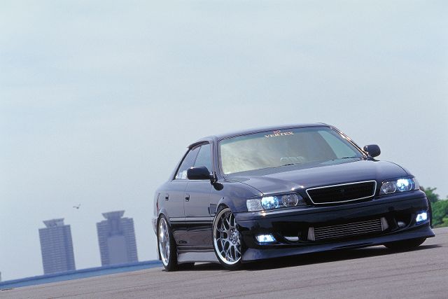 Toyota Chaser: 04 фото