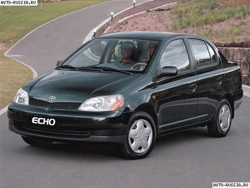 Toyota Echo: 4 фото