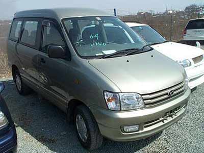 Toyota Town Ace: 10 фото