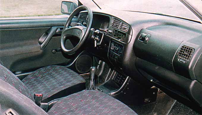 Volkswagen Golf III: 5 фото