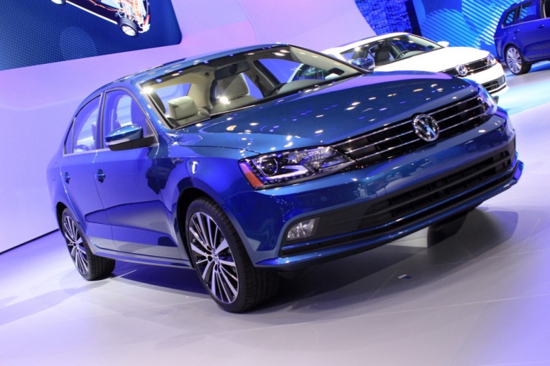 Volkswagen Jetta 2015: 3 фото