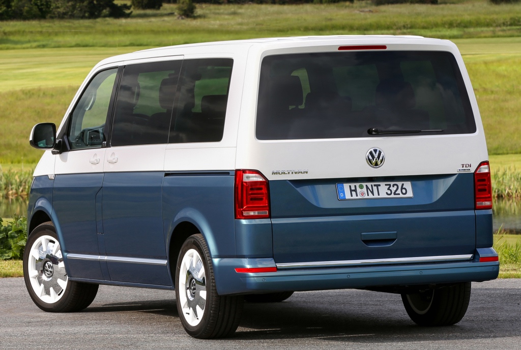 Volkswagen Multivan 2015: 5 фото